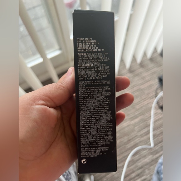 Studio Sculpt SPF 15 Foundation in NC42 - Picture 5 of 5